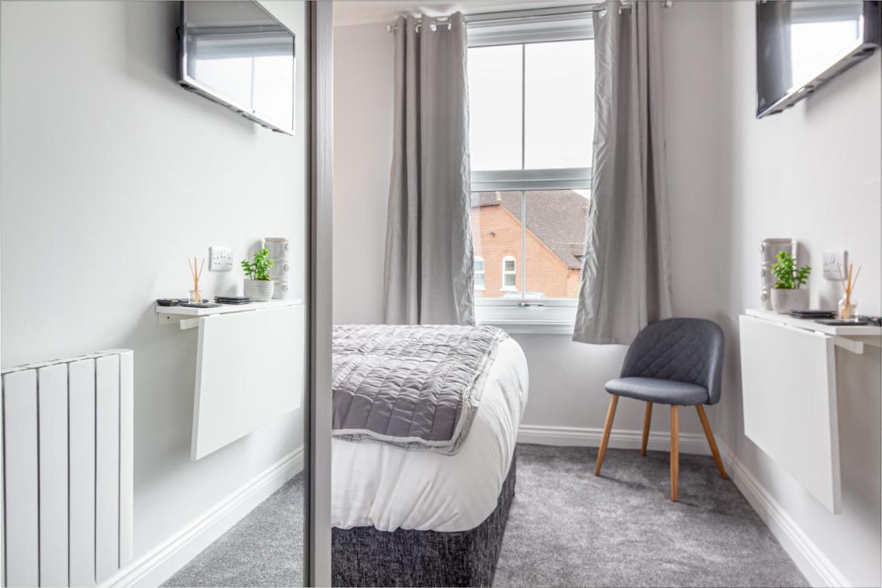 Host & Stay - The Bull Inn, 3 Double Rooms Fernhill Heath Buitenkant foto
