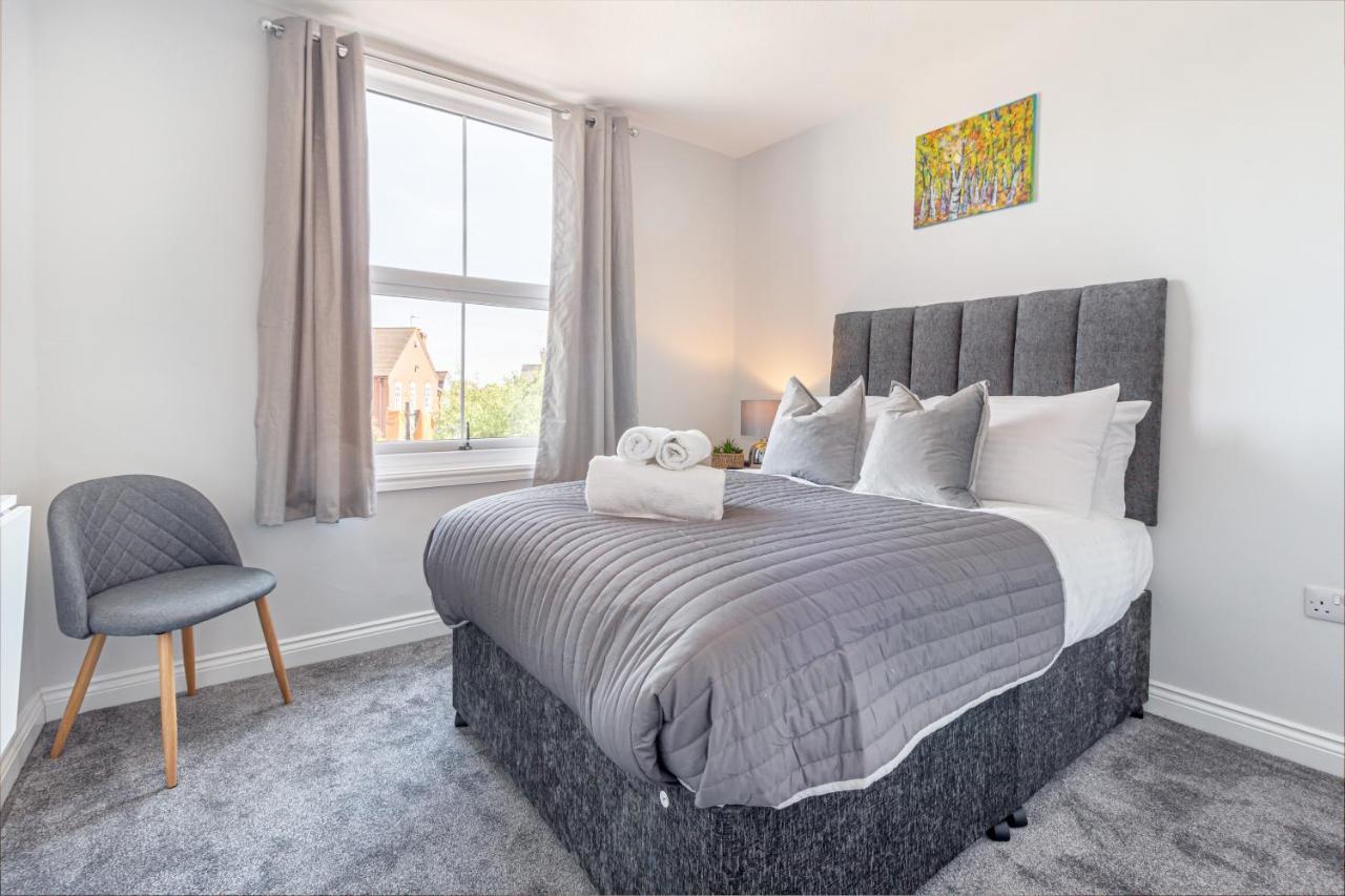 Host & Stay - The Bull Inn, 3 Double Rooms Fernhill Heath Buitenkant foto