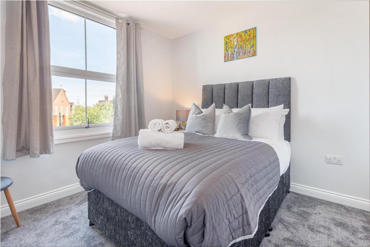 Host & Stay - The Bull Inn, 3 Double Rooms Fernhill Heath Buitenkant foto
